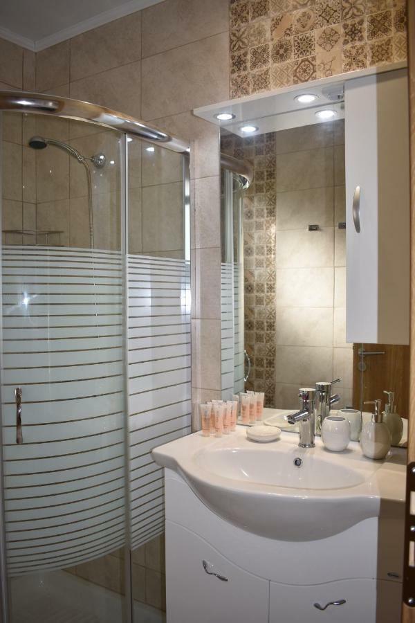 Olive Sense With Jacuzzi And Sauna Villa